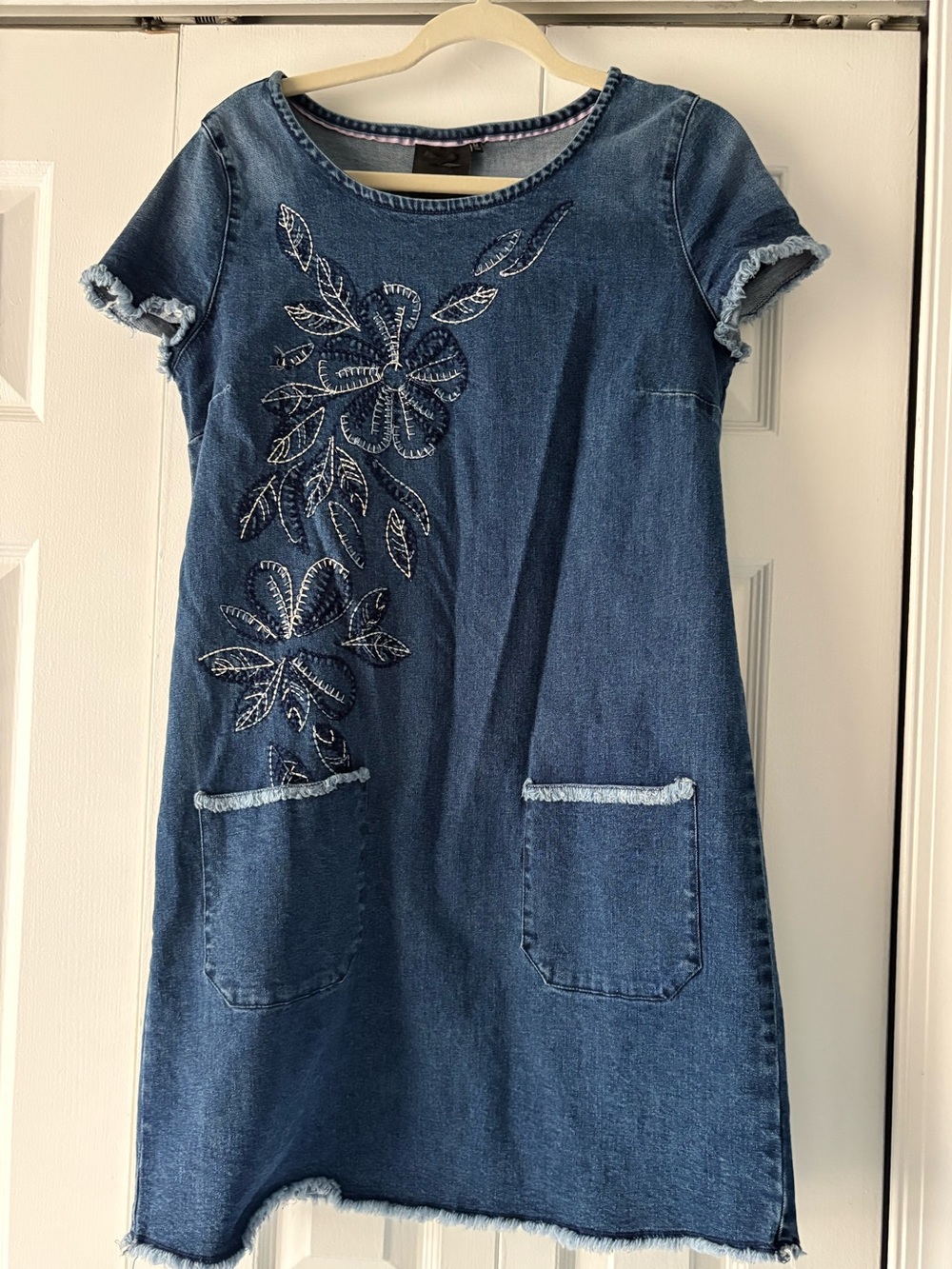 Nanette Lepore Blue Denim Embroidered Floral Short Sleeve Dress